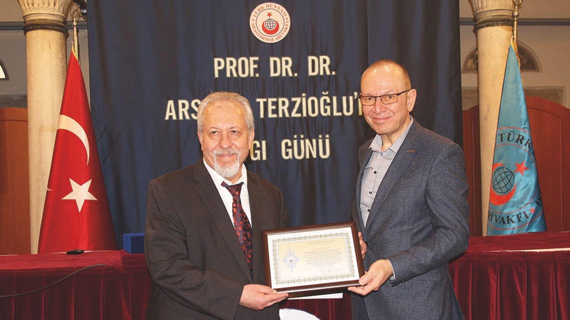 Dr. Latif Çelik, “Arslan Terzioğlu Türk Tıbbı‘nı batıya tanıtan en önemli bilim insanıdır”